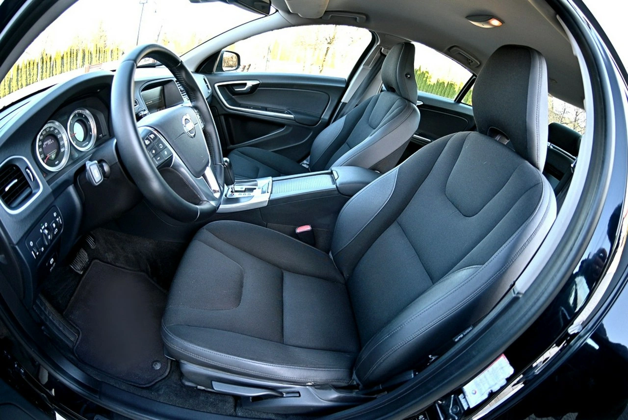 Volvo S60 - Zdjęcie 6
