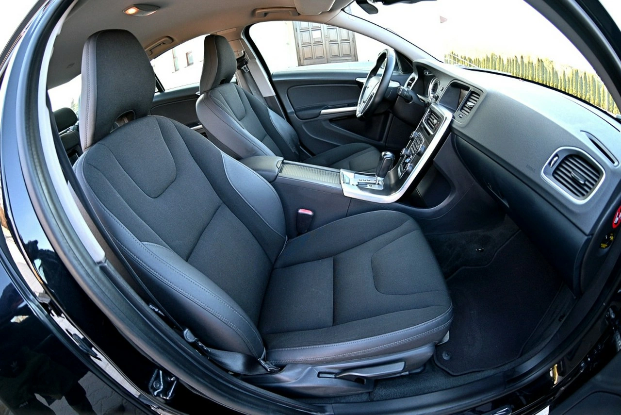Volvo S60 - Zdjęcie 7
