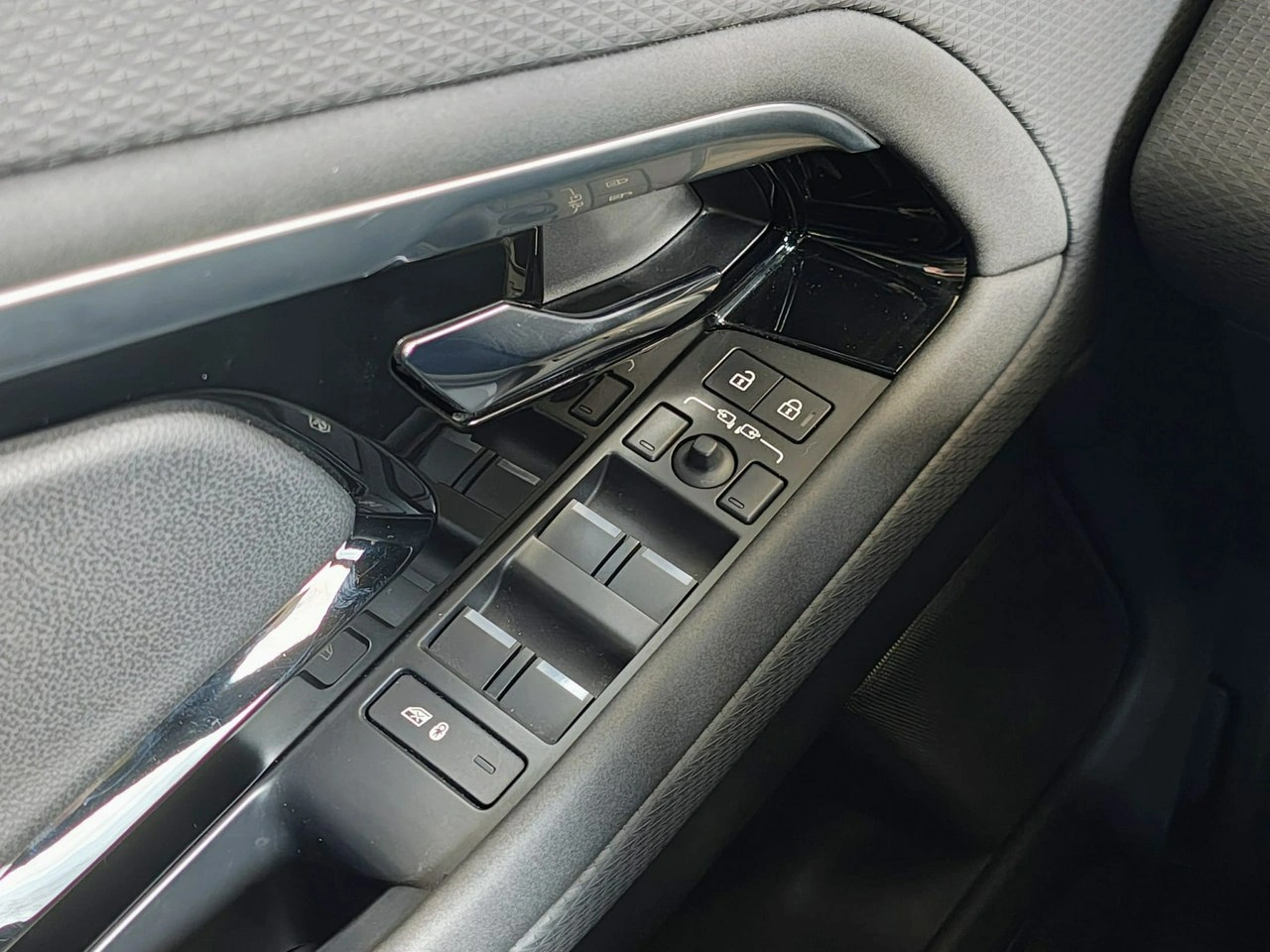 Land Rover Range Rover Evoque - Zdjęcie 11