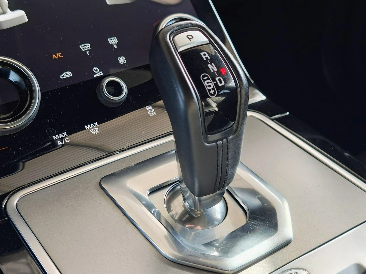 Land Rover Range Rover Evoque - Zdjęcie 24