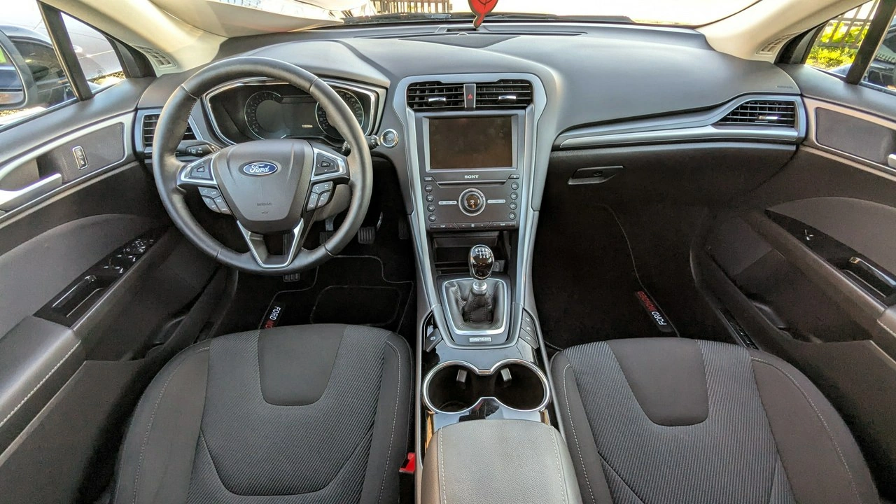 Ford Mondeo - Zdjęcie 18