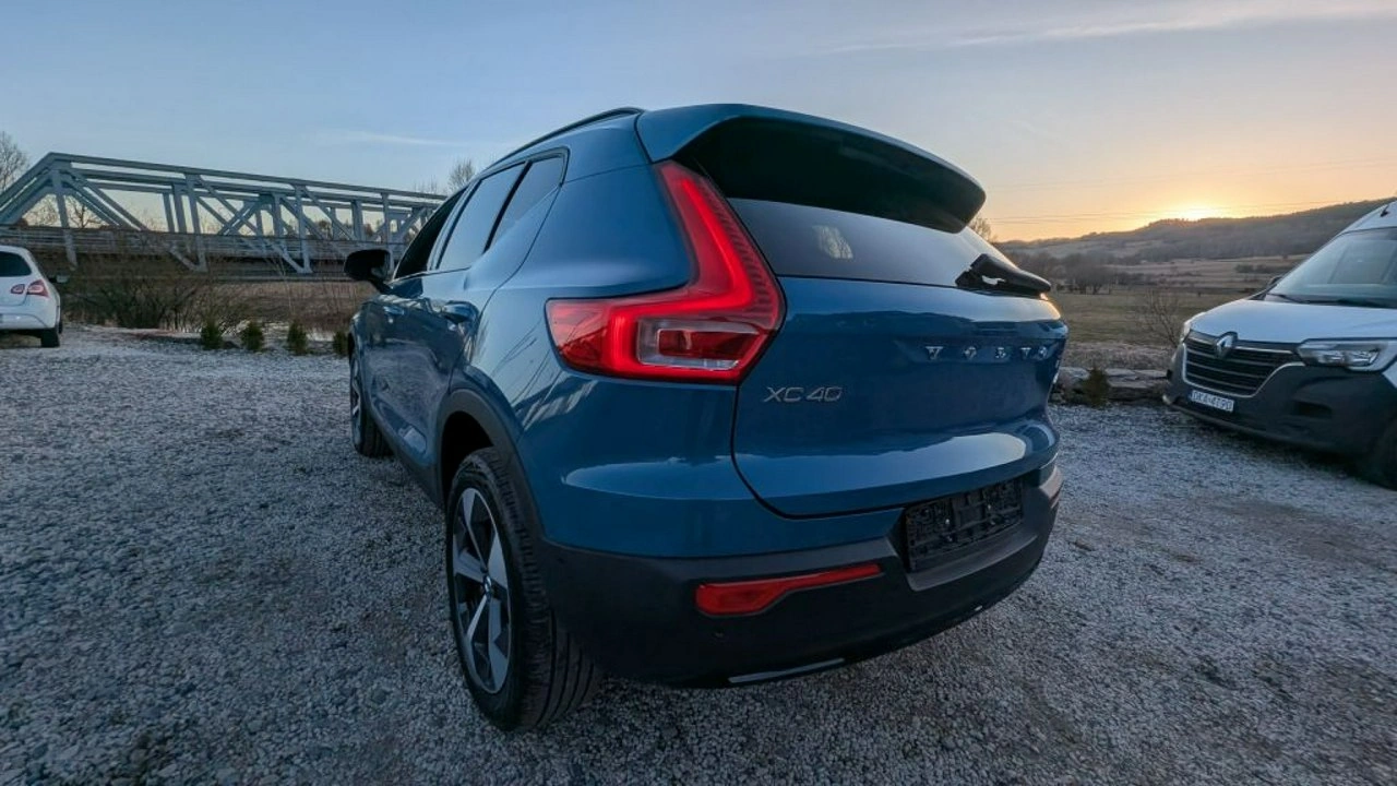 Volvo XC 40 - Zdjęcie 10