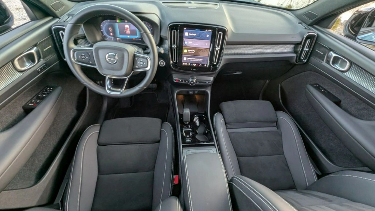 Volvo XC 40 - Zdjęcie 14