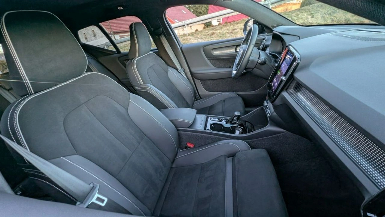 Volvo XC 40 - Zdjęcie 4