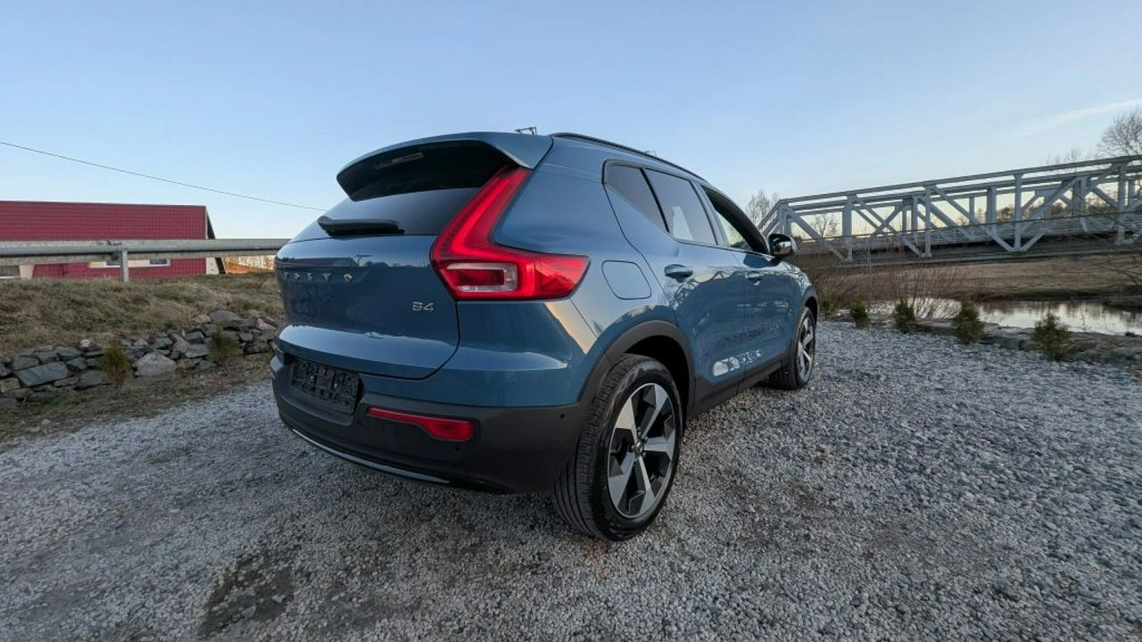 Volvo XC 40 - Zdjęcie 8