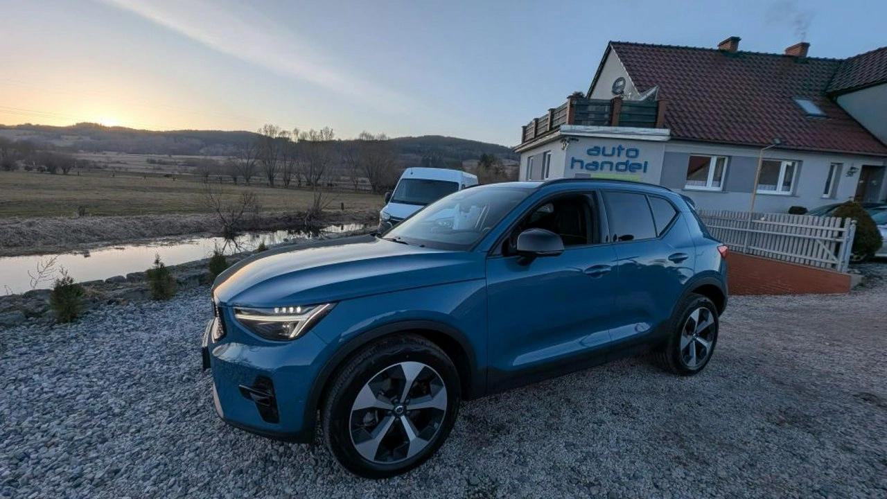 Volvo XC 40 - Główne zdjęcie
