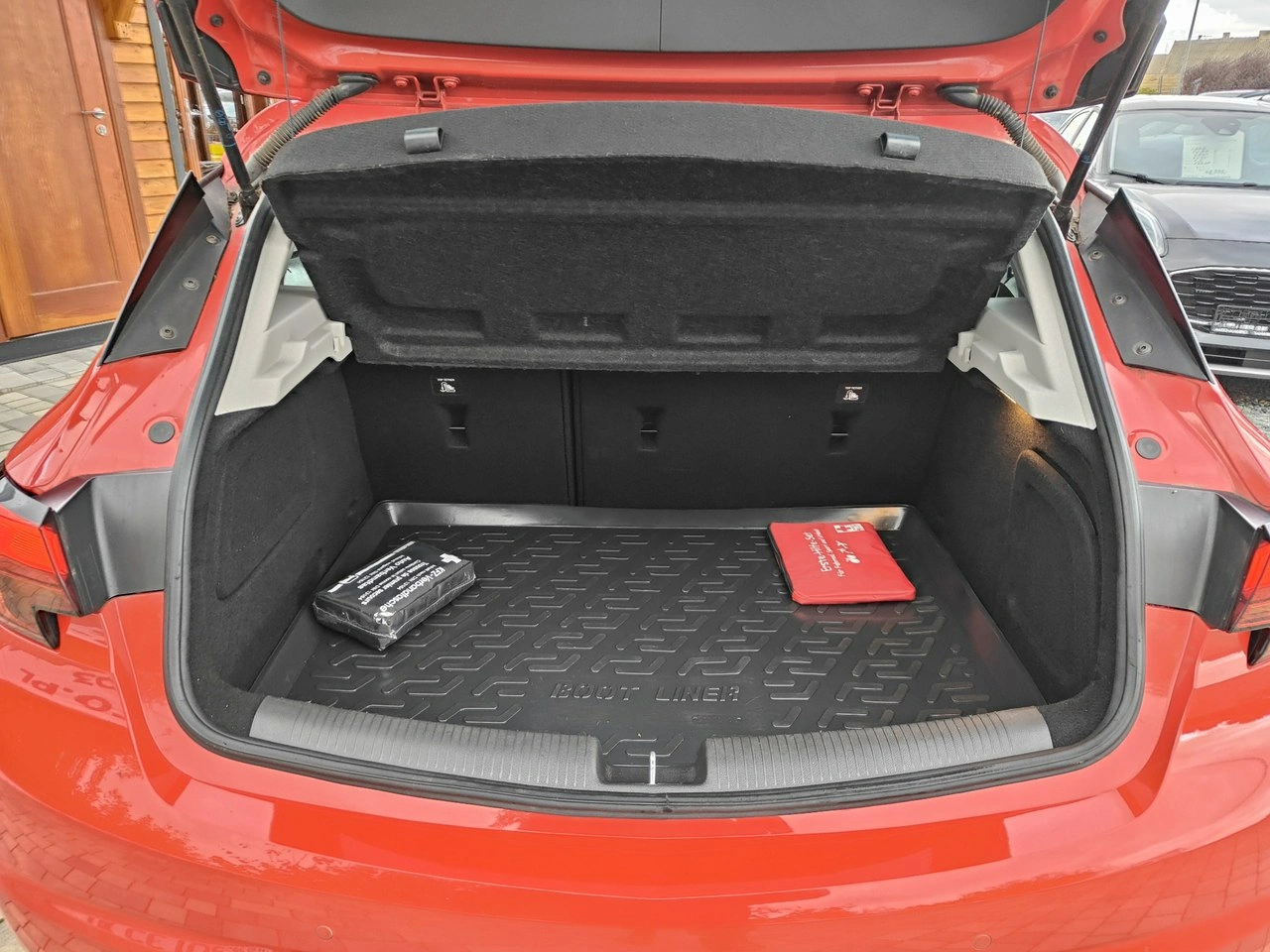 Opel Astra - Zdjęcie 28