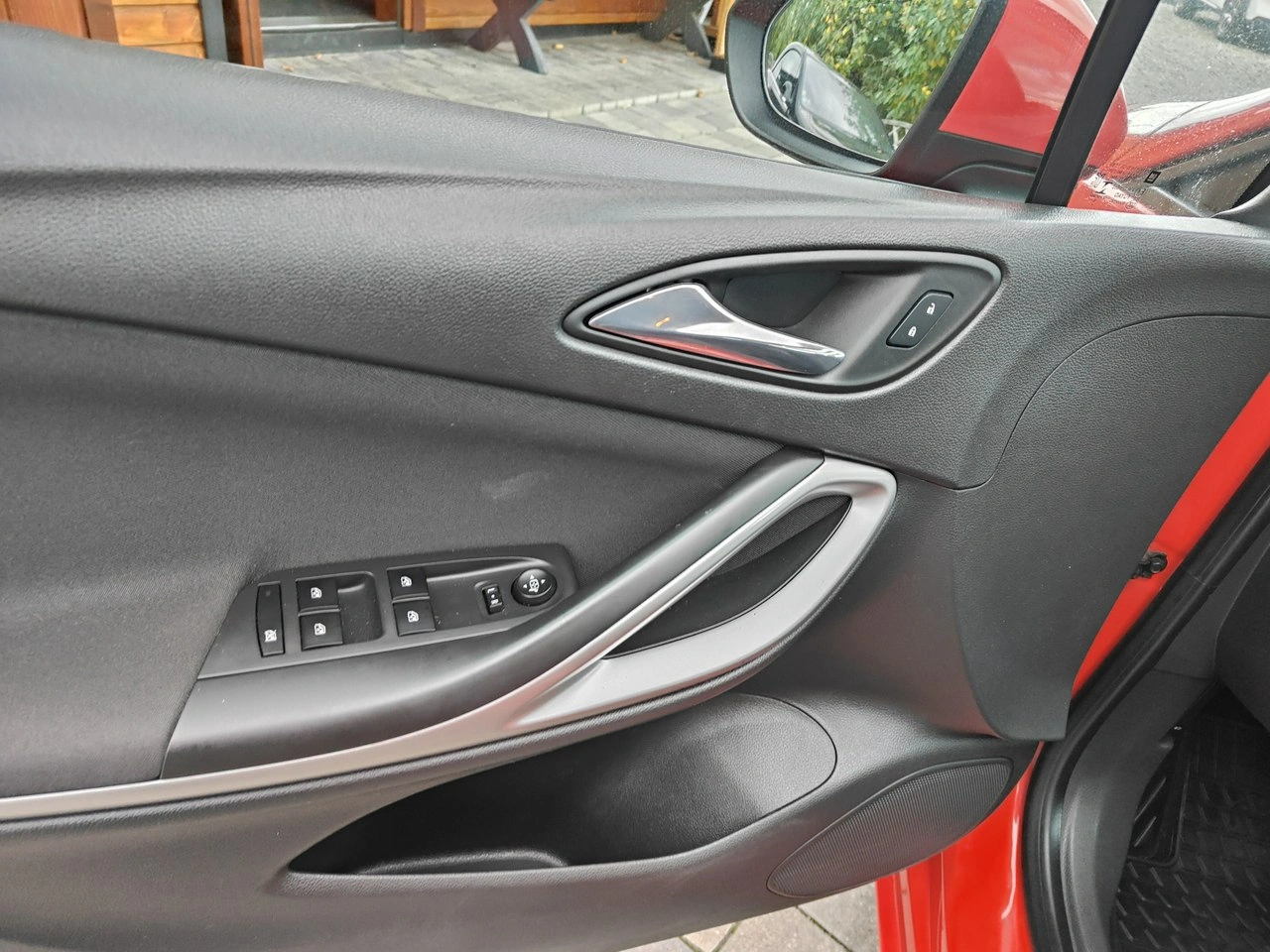 Opel Astra - Zdjęcie 17