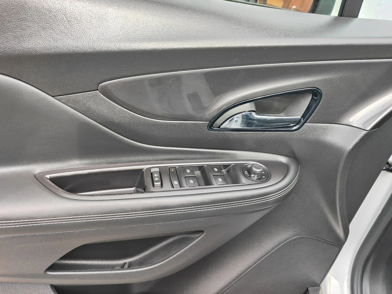 Opel Mokka - Zdjęcie 18