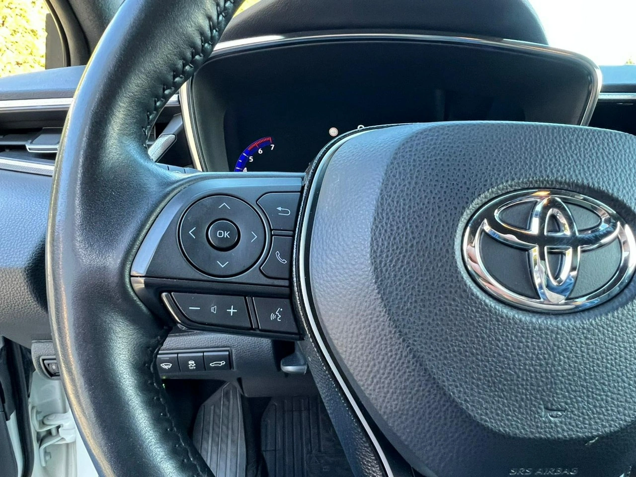 Toyota Corolla - Zdjęcie 12