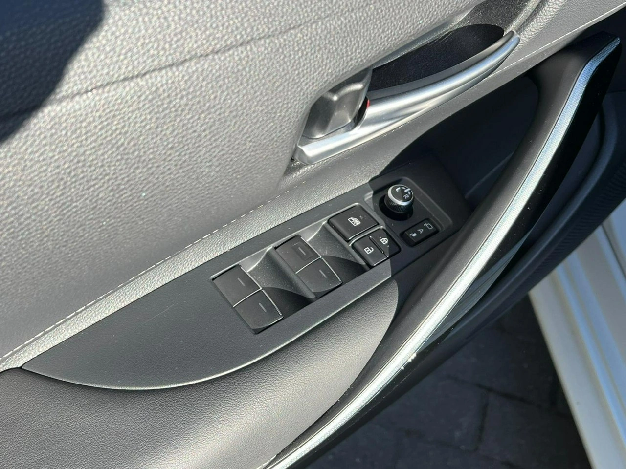 Toyota Corolla - Zdjęcie 18