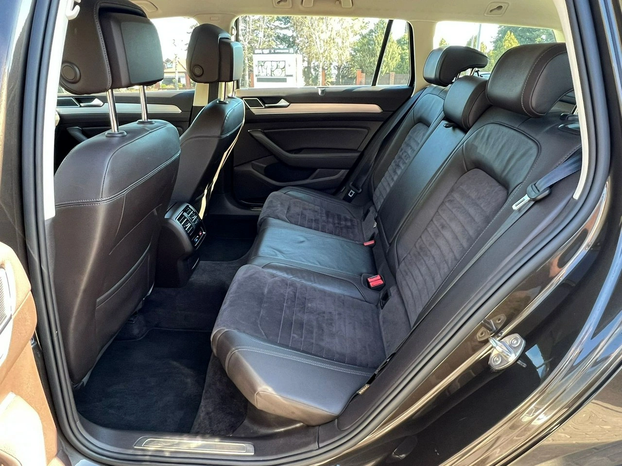 Volkswagen Passat - Zdjęcie 16