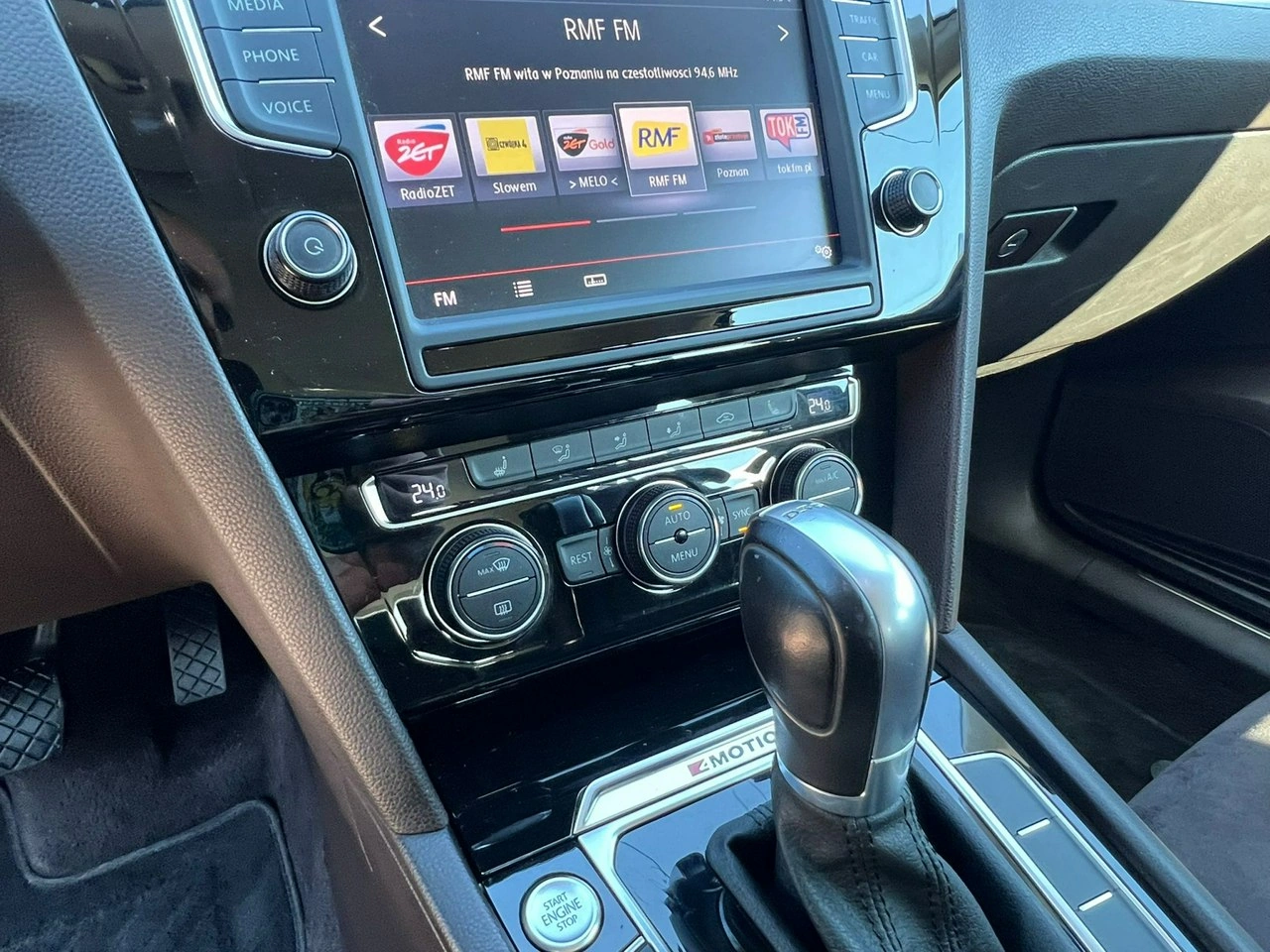 Volkswagen Passat - Zdjęcie 21