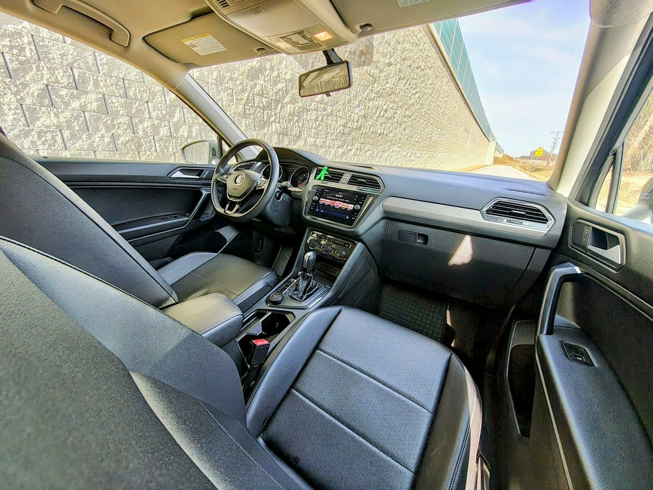 Volkswagen Tiguan - Zdjęcie 12