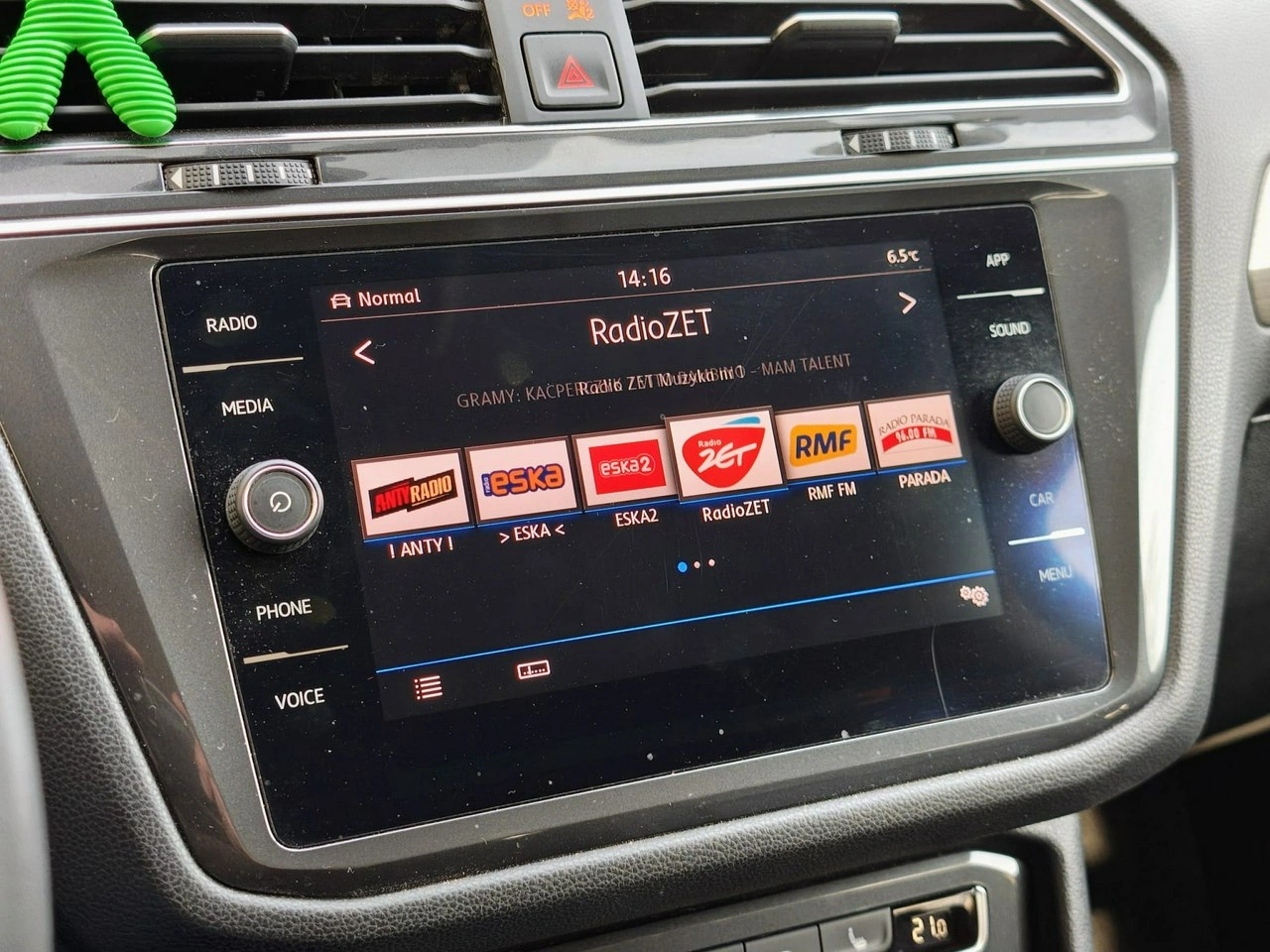 Volkswagen Tiguan - Zdjęcie 18