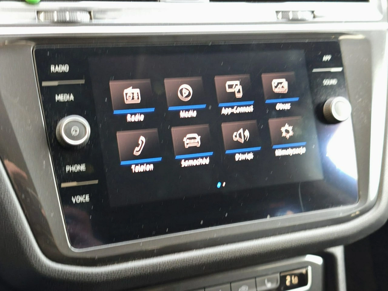 Volkswagen Tiguan - Zdjęcie 19