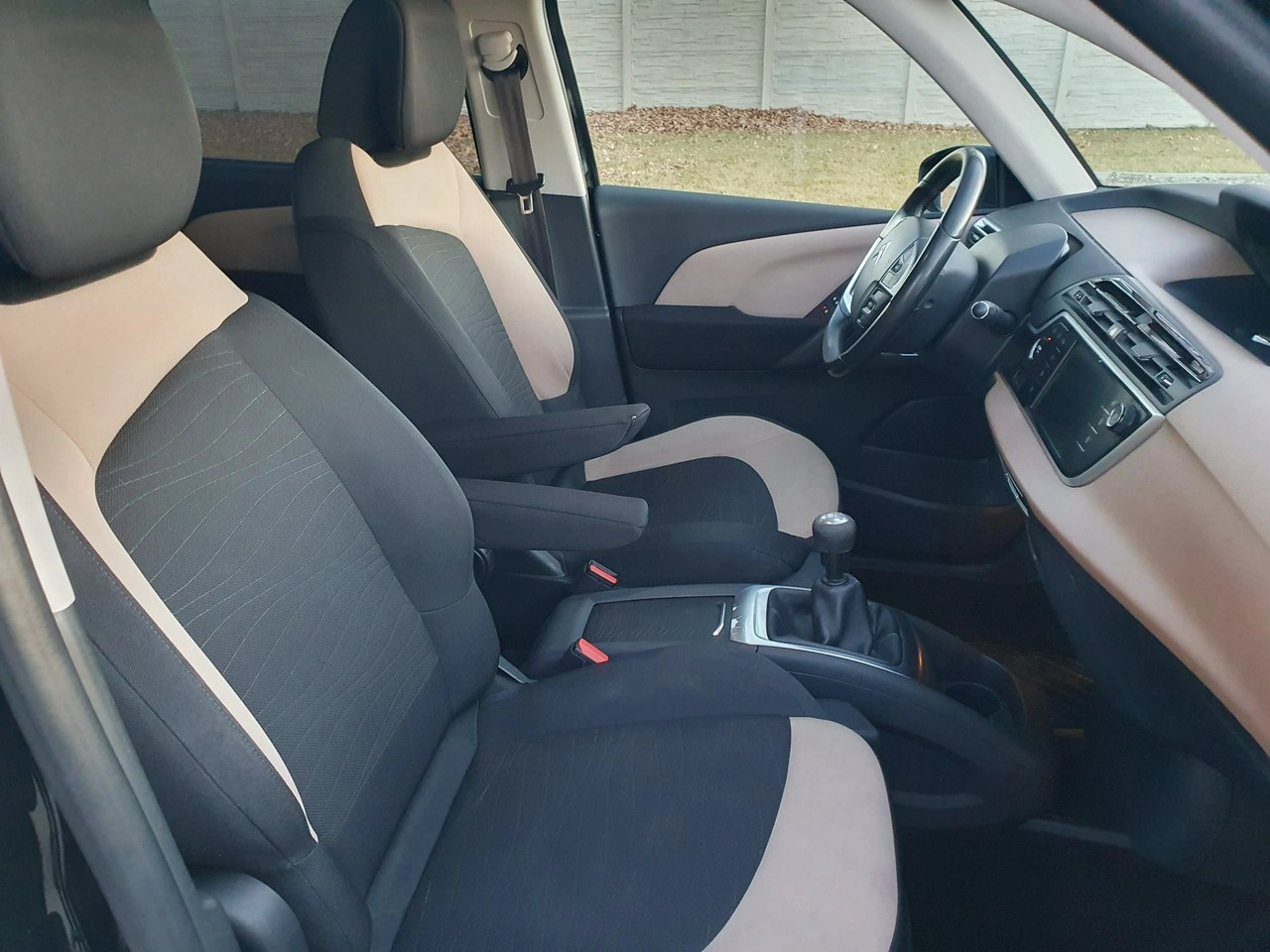 Citroën C4 Picasso - Zdjęcie 19