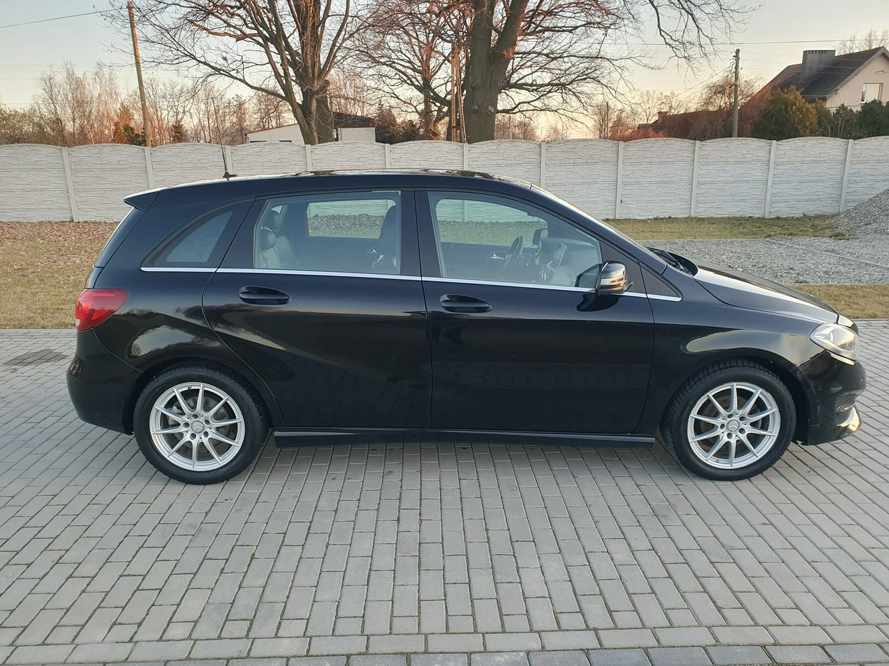 Mercedes B 180 - Zdjęcie 9