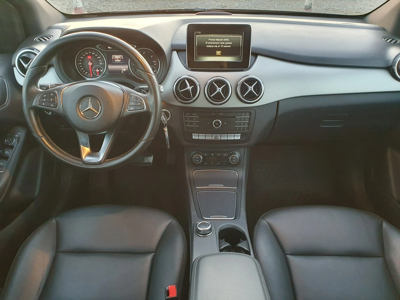 Mercedes B 180 - Zdjęcie 23