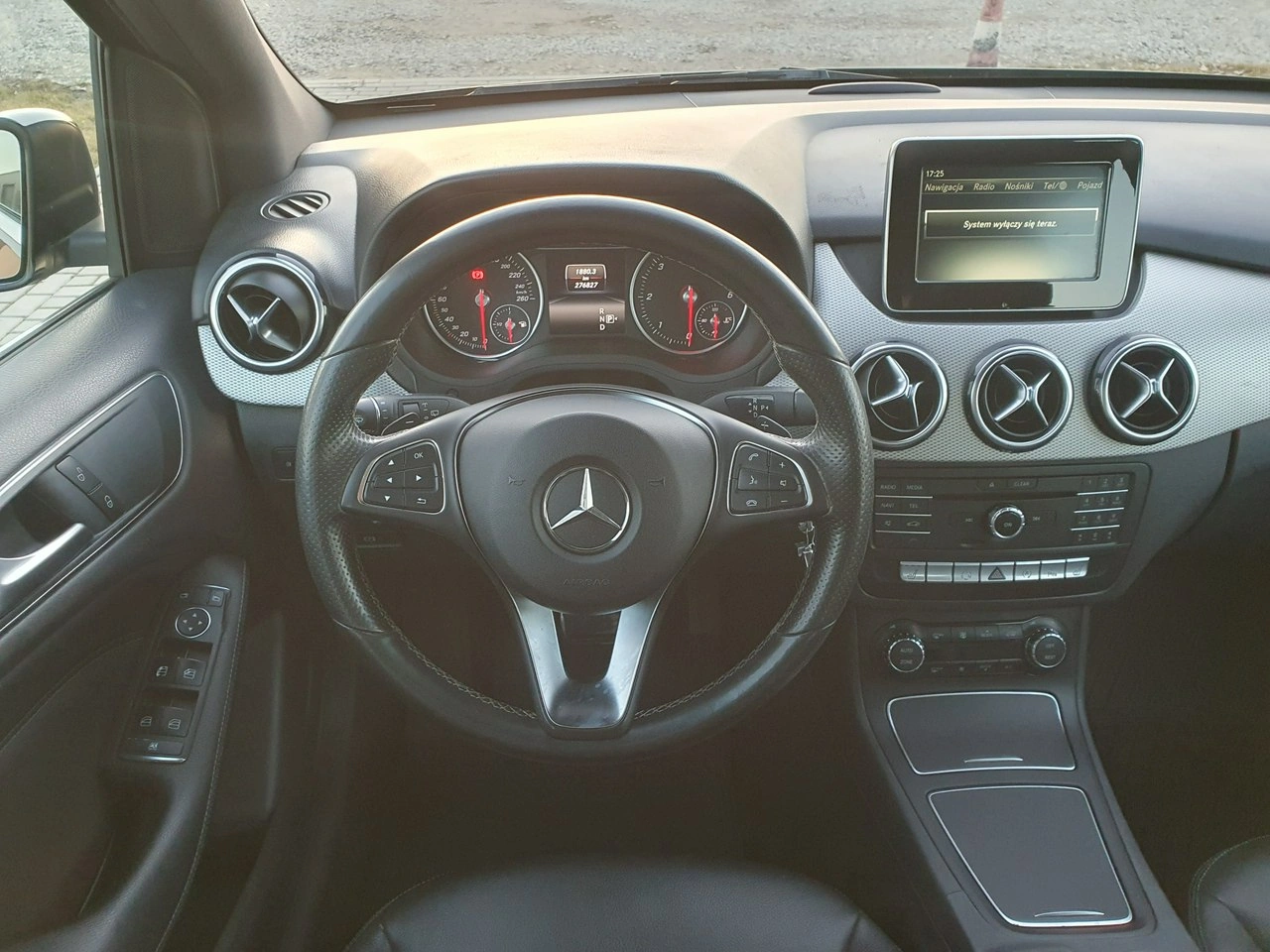 Mercedes B 180 - Zdjęcie 24