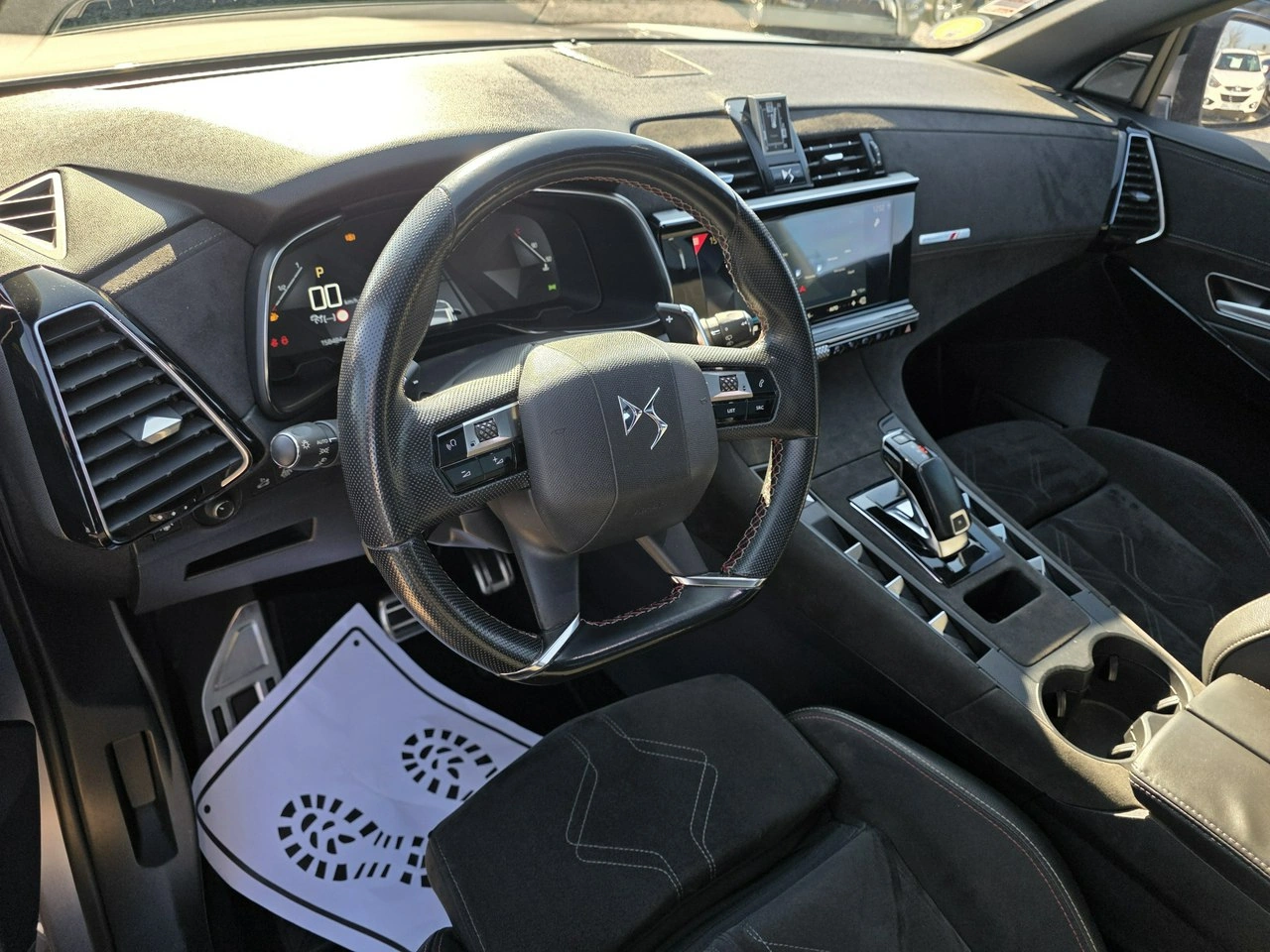 DS Automobiles DS 7 Crossback - Zdjęcie 23