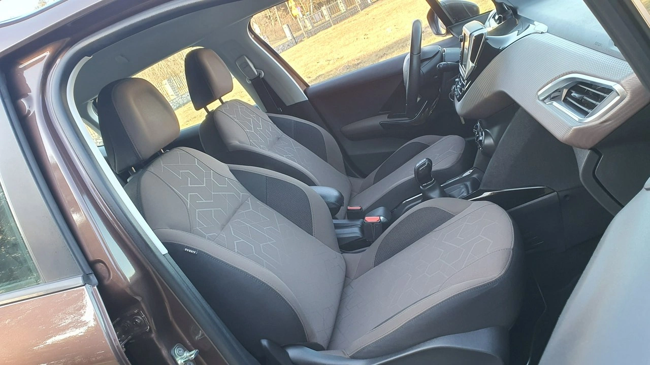 Peugeot 2008 - Zdjęcie 6