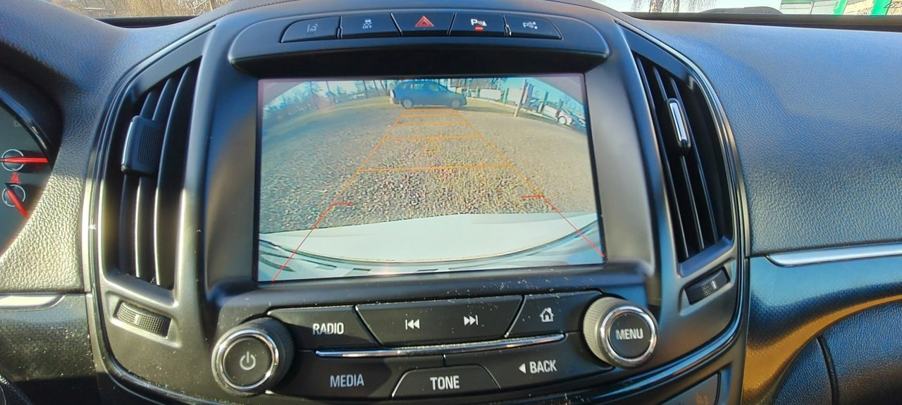 Opel Insignia - Zdjęcie 10