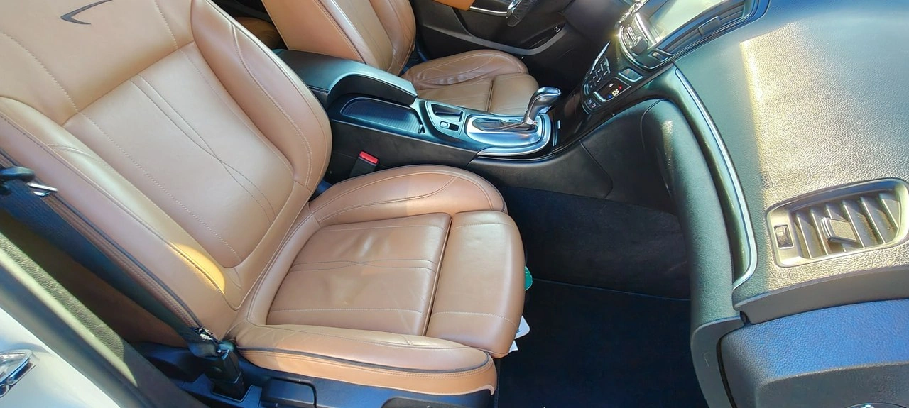 Opel Insignia - Zdjęcie 12