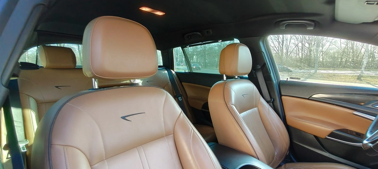 Opel Insignia - Zdjęcie 13