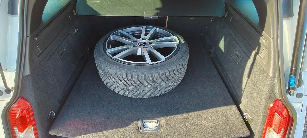 Opel Insignia - Zdjęcie 16