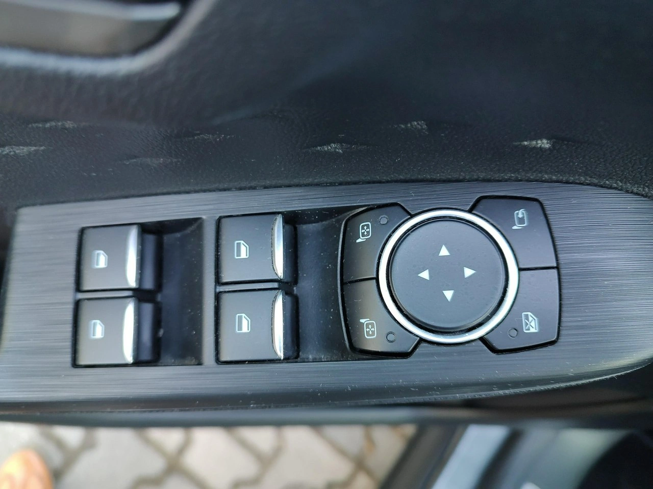 Ford Kuga - Zdjęcie 9