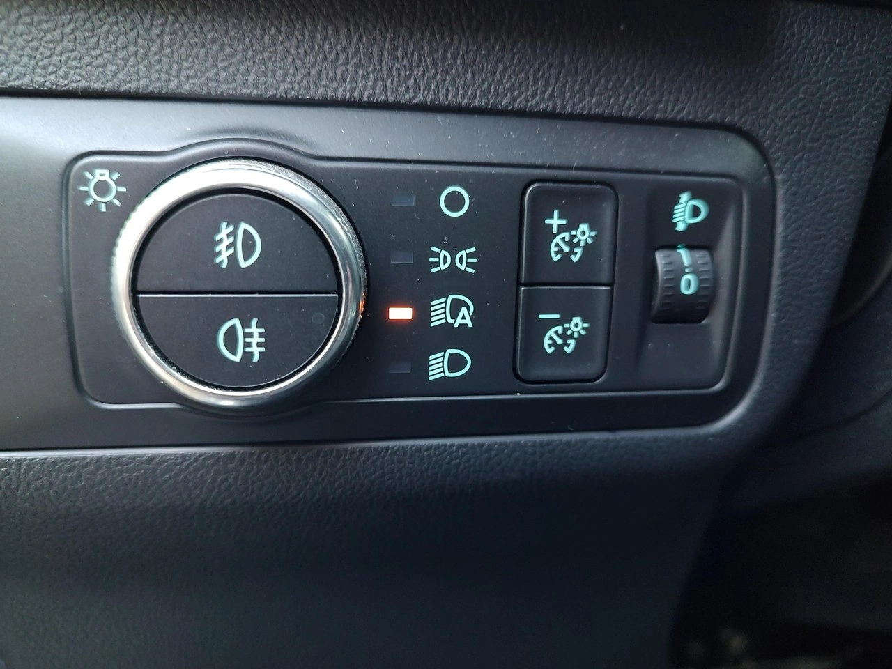 Ford Kuga - Zdjęcie 10