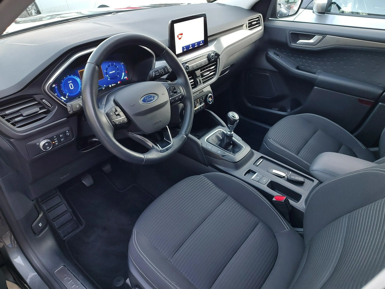 Ford Kuga - Zdjęcie 8