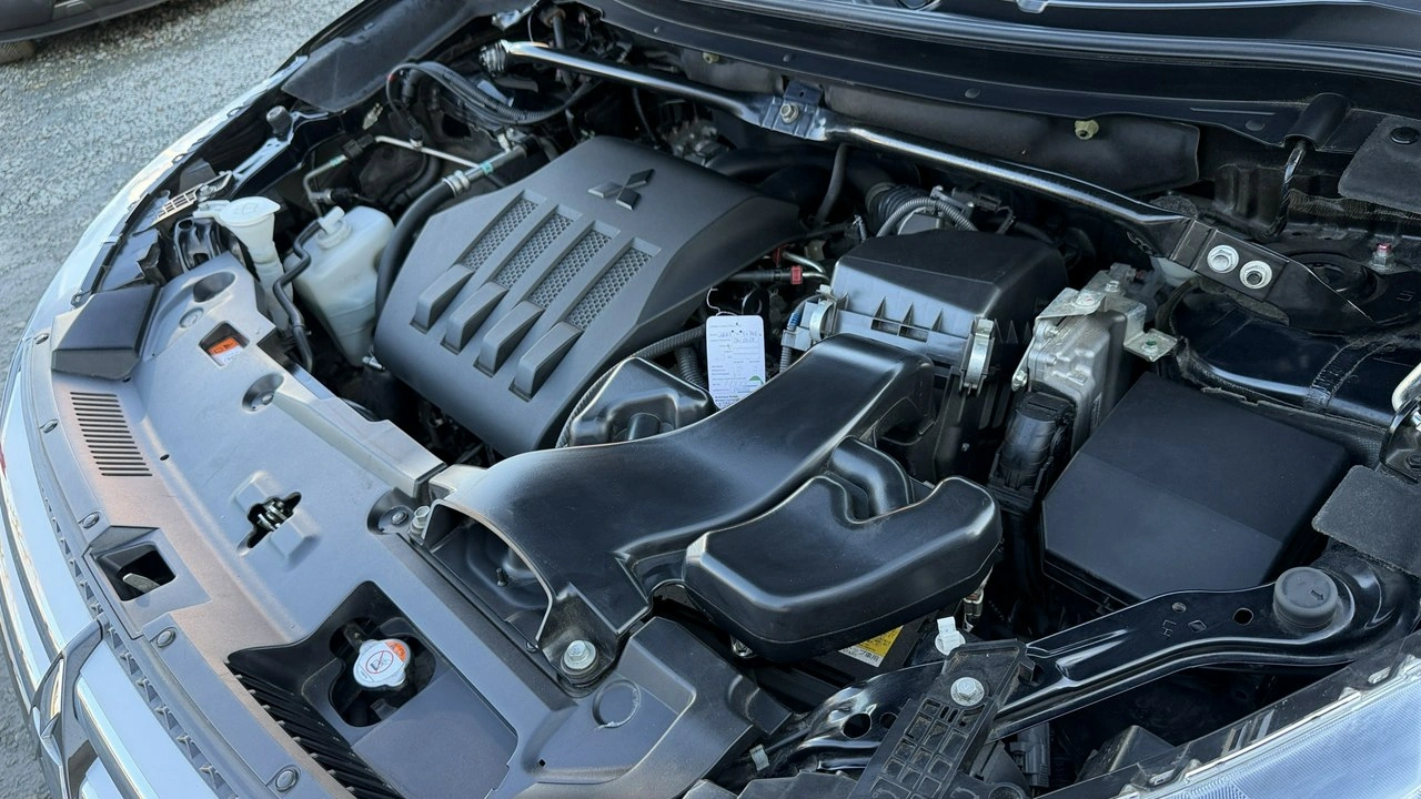 Mitsubishi Eclipse Cross - Zdjęcie 16