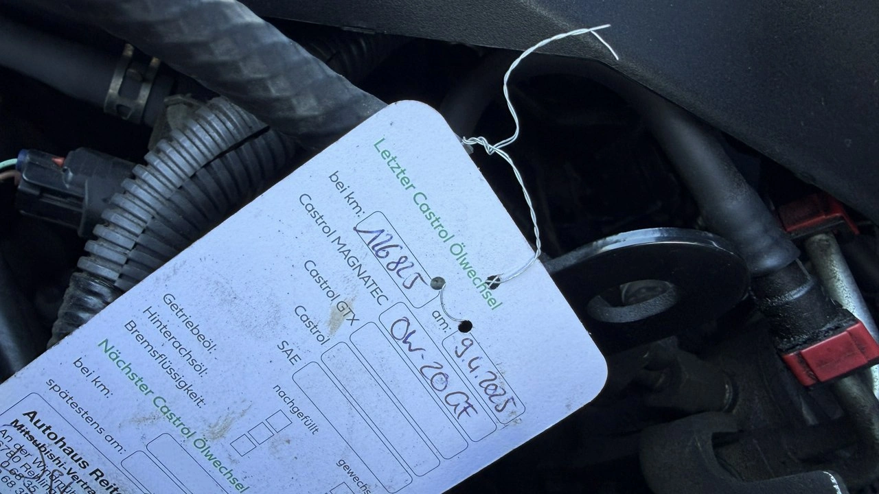 Mitsubishi Eclipse Cross - Zdjęcie 17