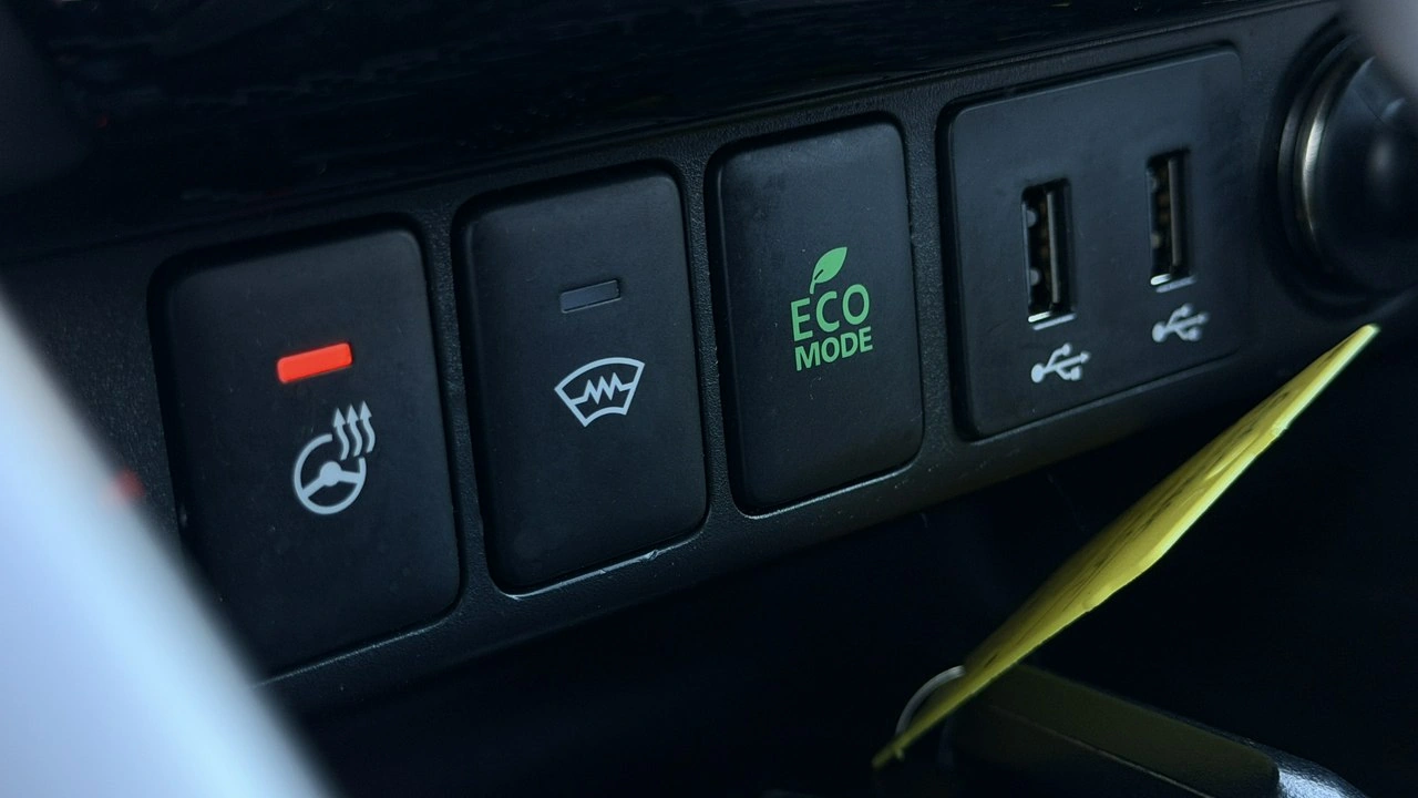 Mitsubishi Eclipse Cross - Zdjęcie 33