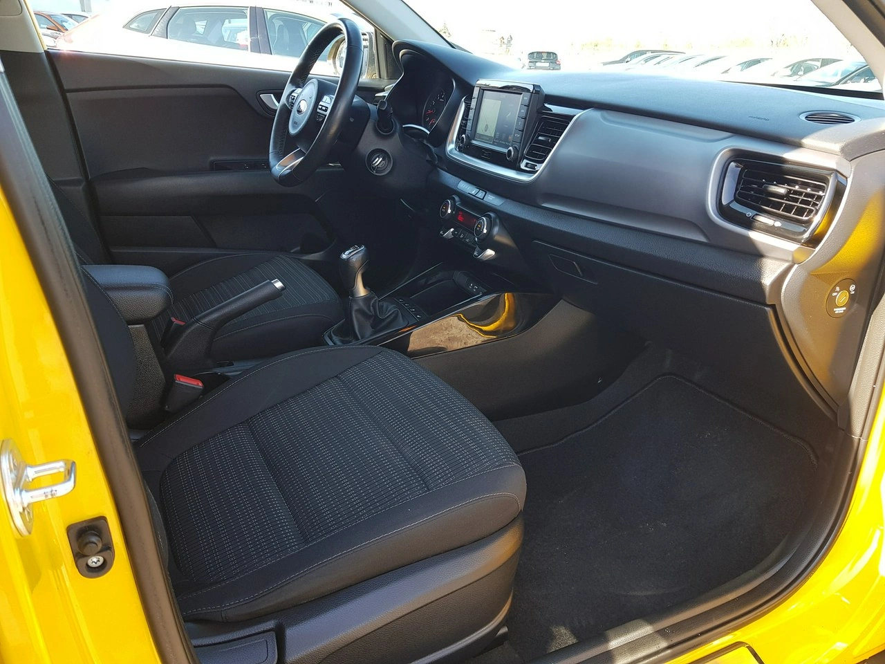 Kia Stonic - Zdjęcie 15