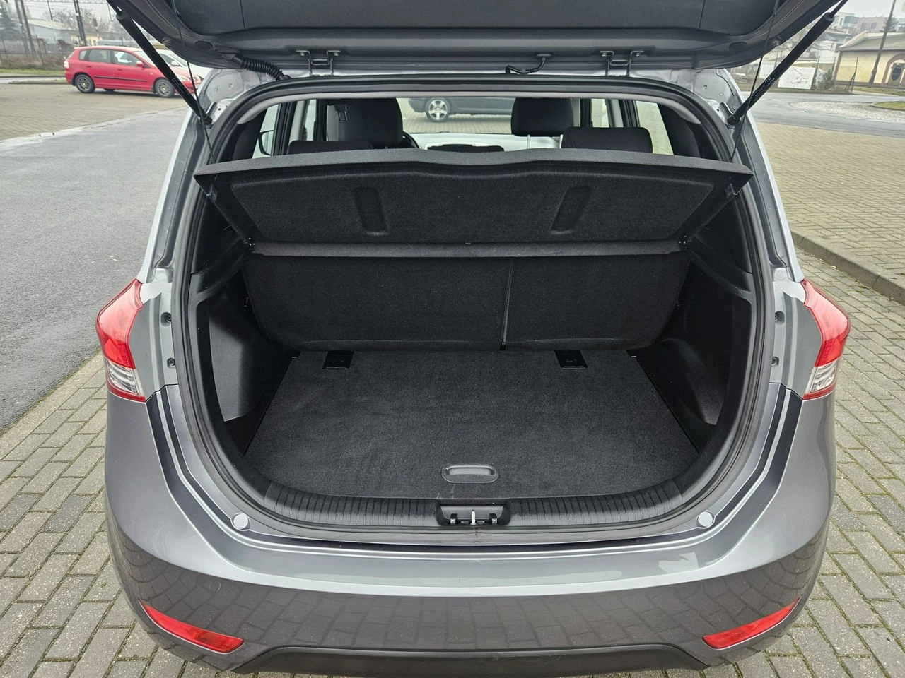 Hyundai ix20 - Zdjęcie 8