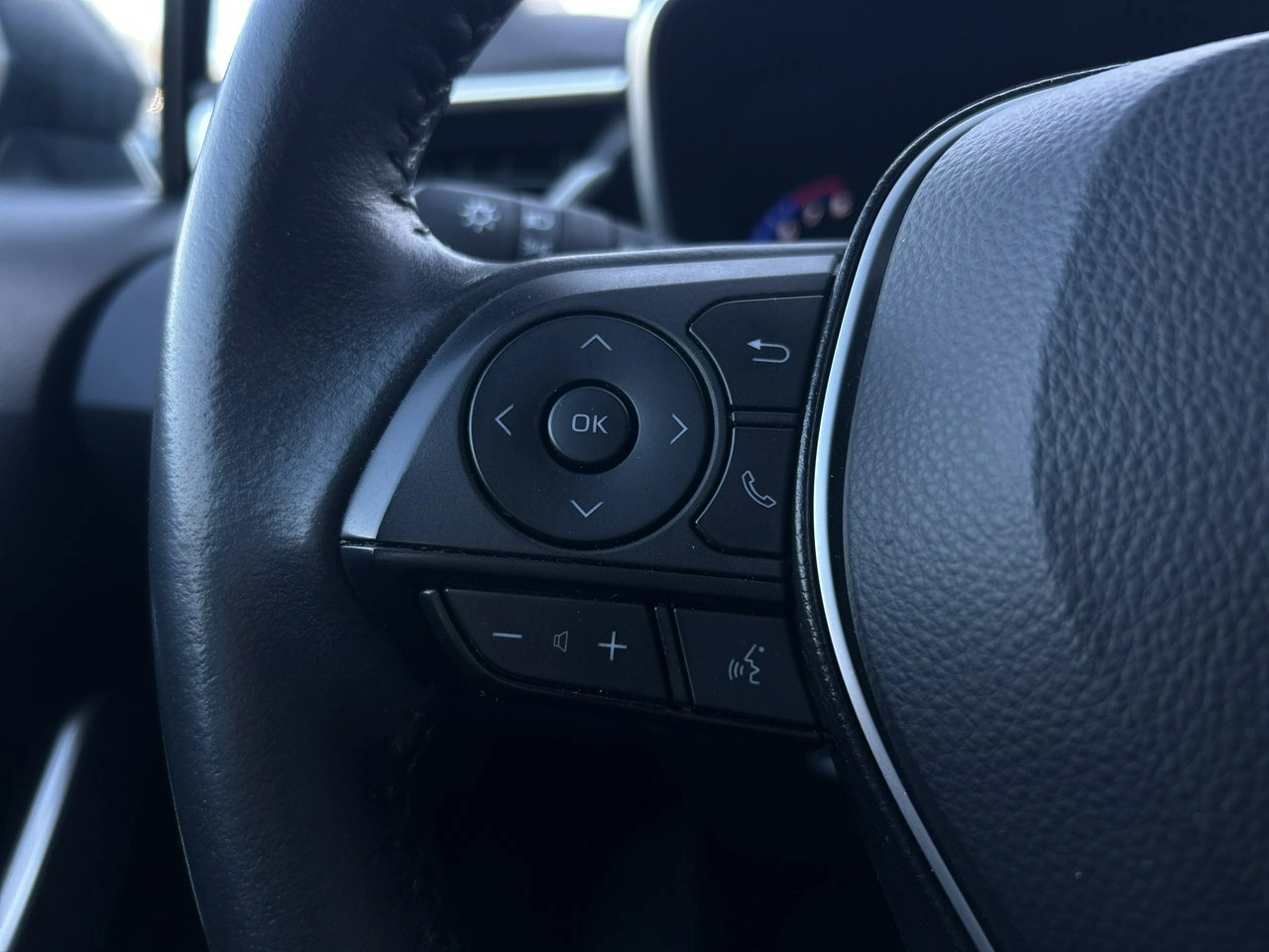 Toyota Corolla - Zdjęcie 8