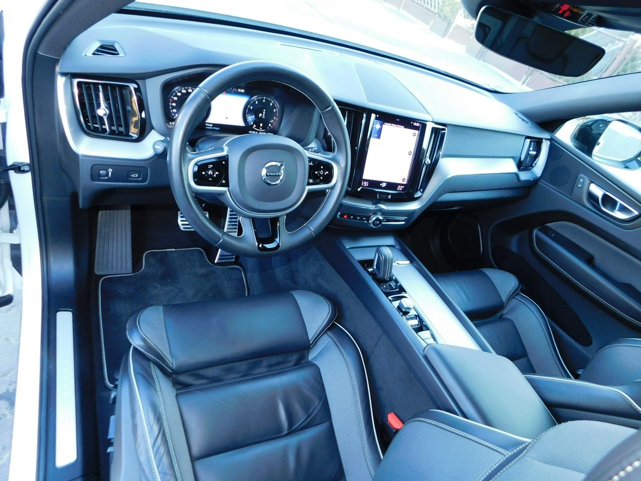 Volvo XC 60 - Zdjęcie 9