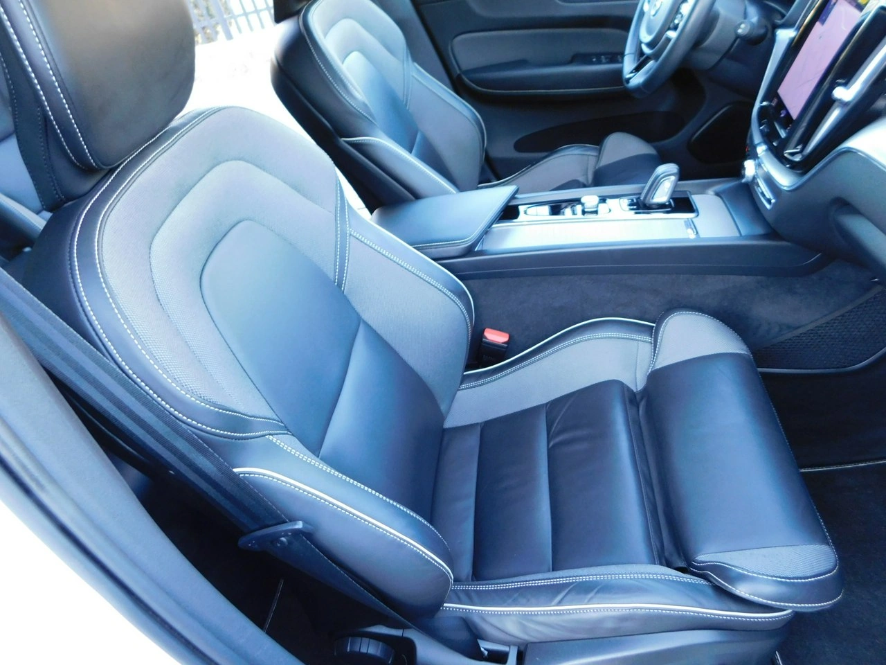 Volvo XC 60 - Zdjęcie 15