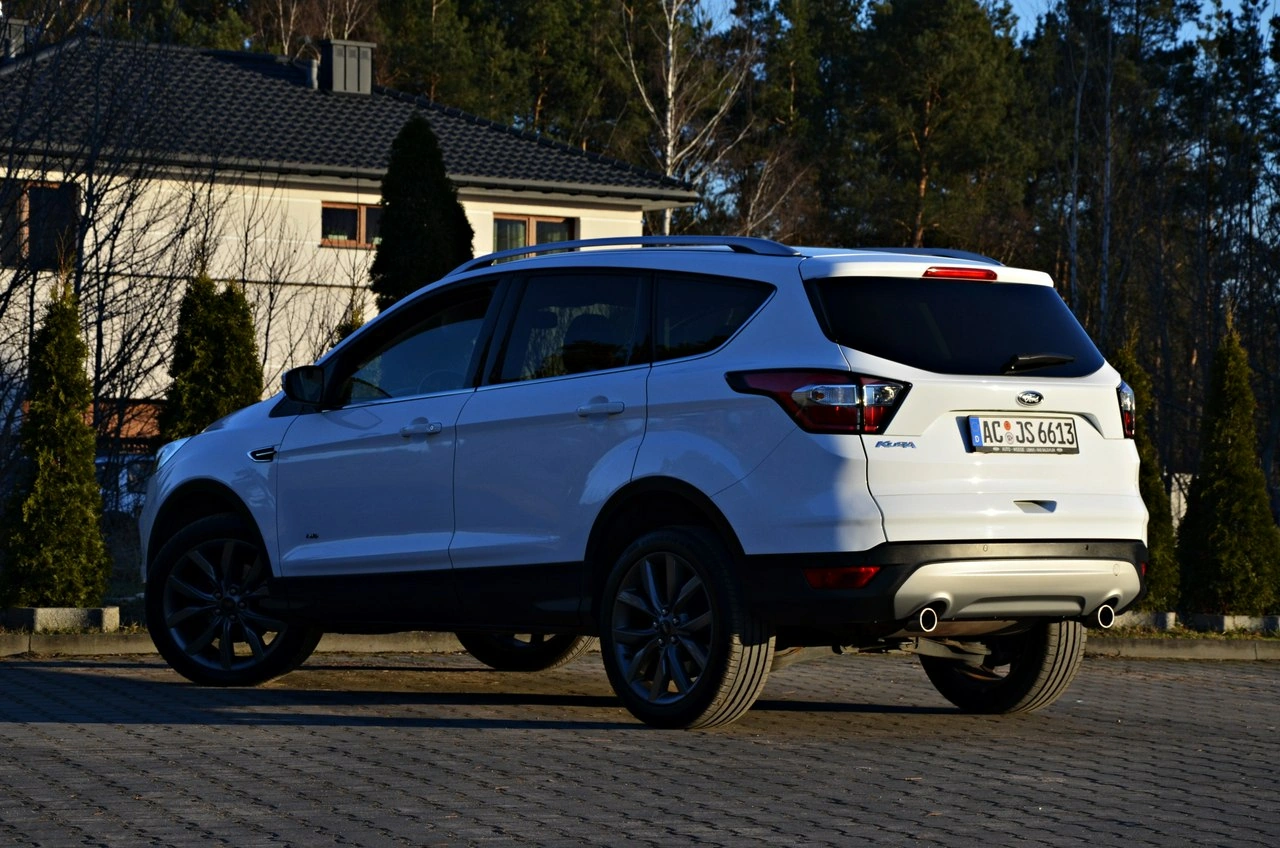 Ford Kuga - Zdjęcie 18