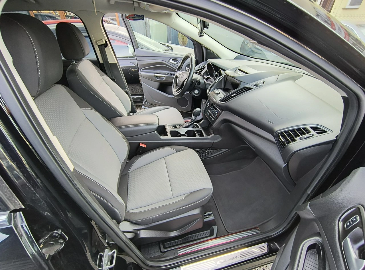 Ford Escape - Zdjęcie 18