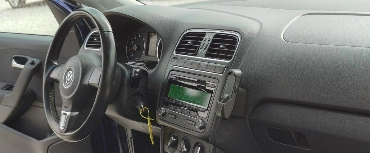 Volkswagen Polo - Zdjęcie 15