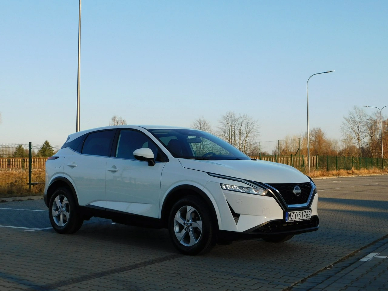 Nissan Qashqai - Zdjęcie 18