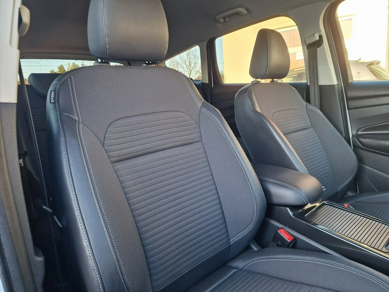 Ford Kuga - Zdjęcie 21