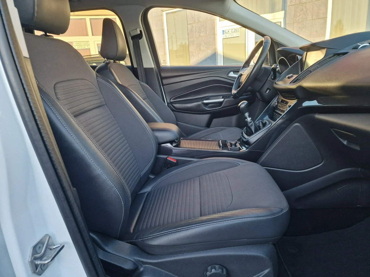 Ford Kuga - Zdjęcie 21