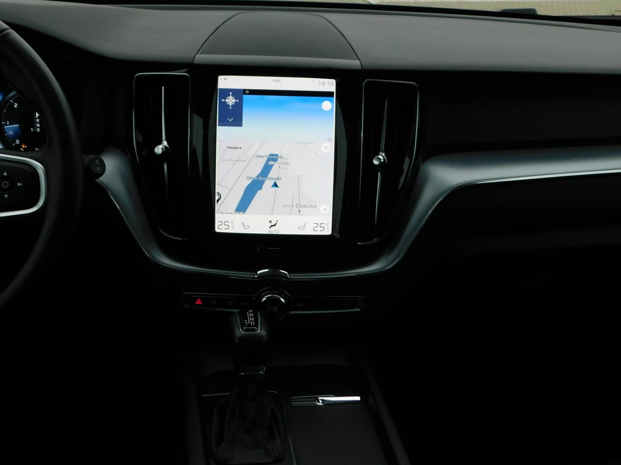 Volvo XC 60 - Zdjęcie 17