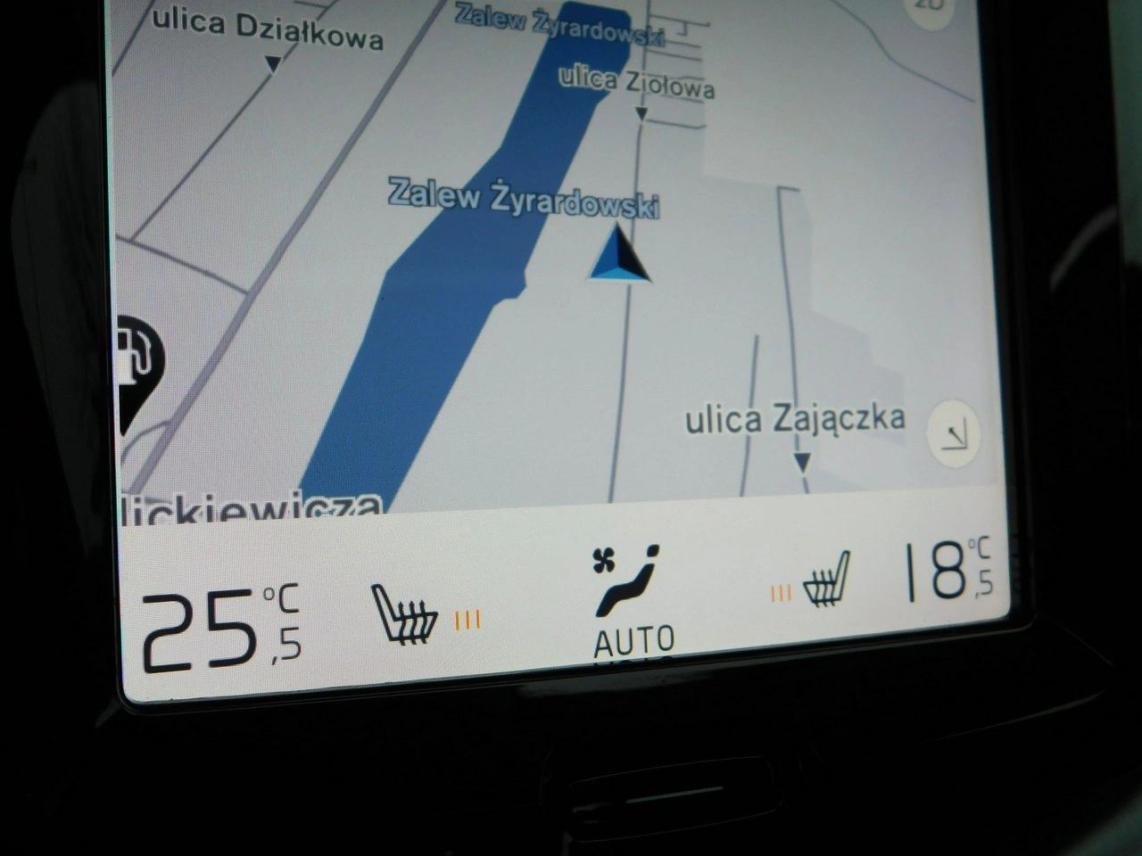 Volvo XC 60 - Zdjęcie 20