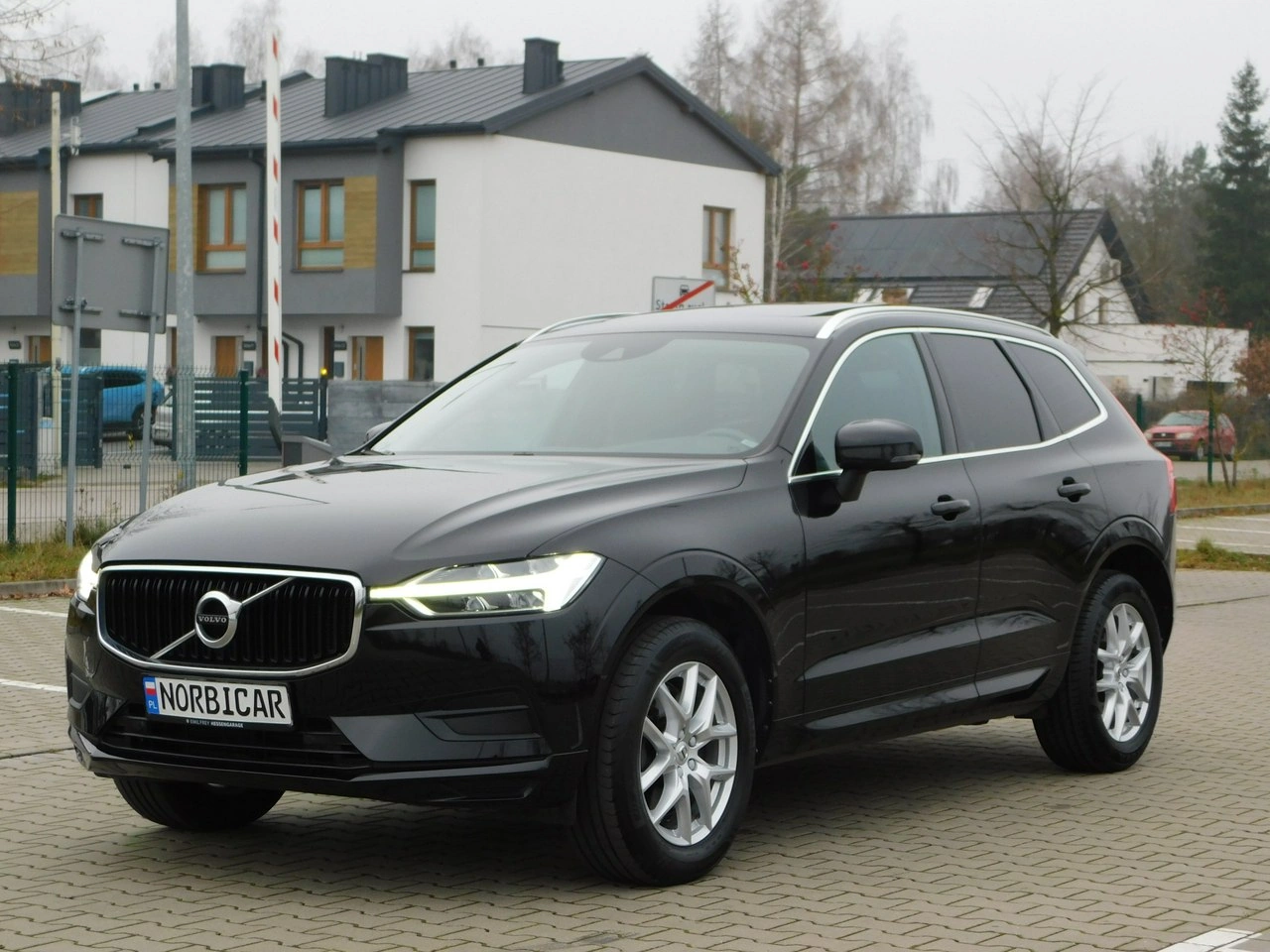 Volvo XC 60 - Zdjęcie 27